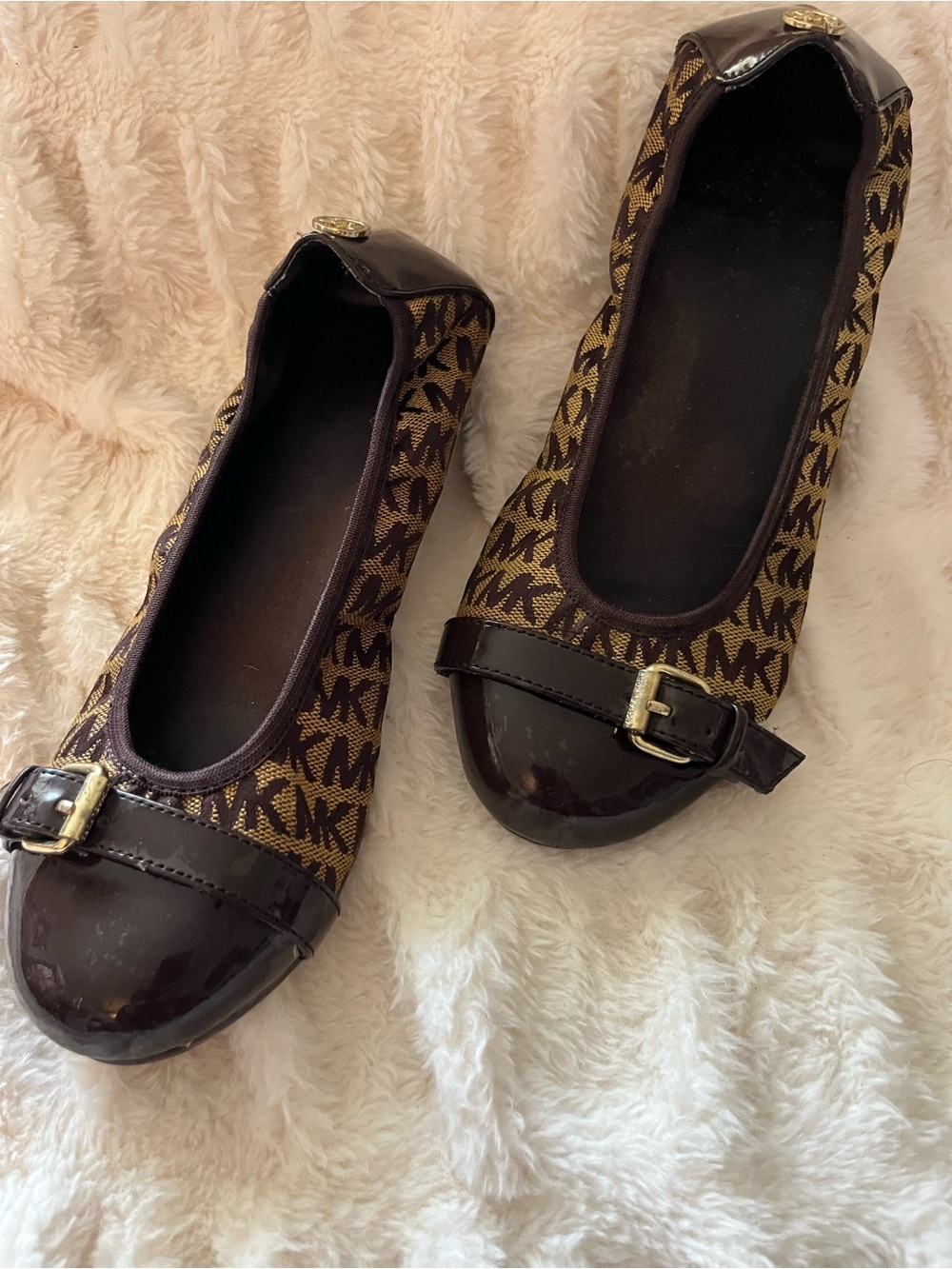 Michael Kors Brown Logo Canvas Patent Leather Toe Ballet Flats Sz 5
